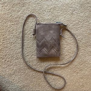 Gray shoulder purse